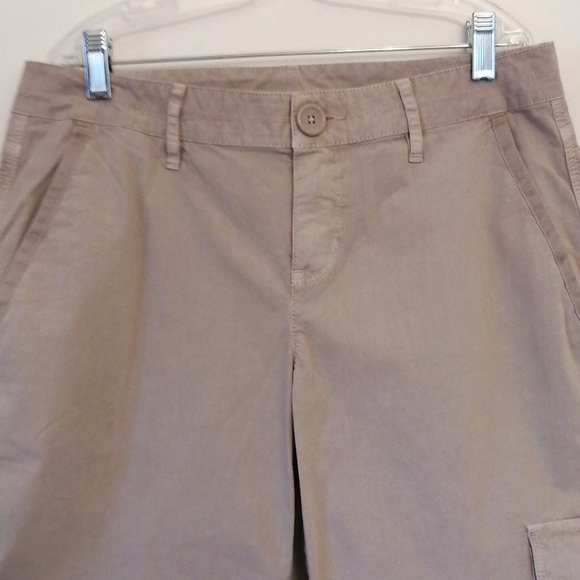 NWOT, DKNY Capri ,size 4 - Picture 3 of 11